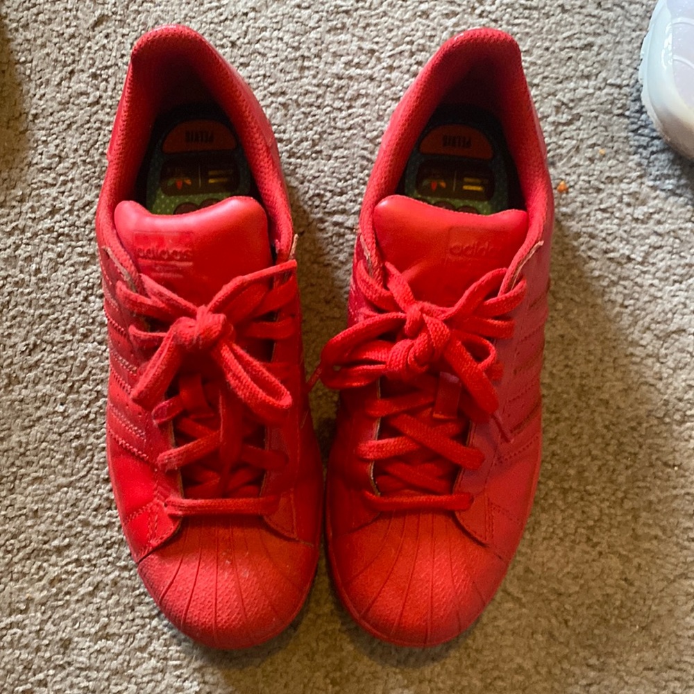 Pharrell Adidas